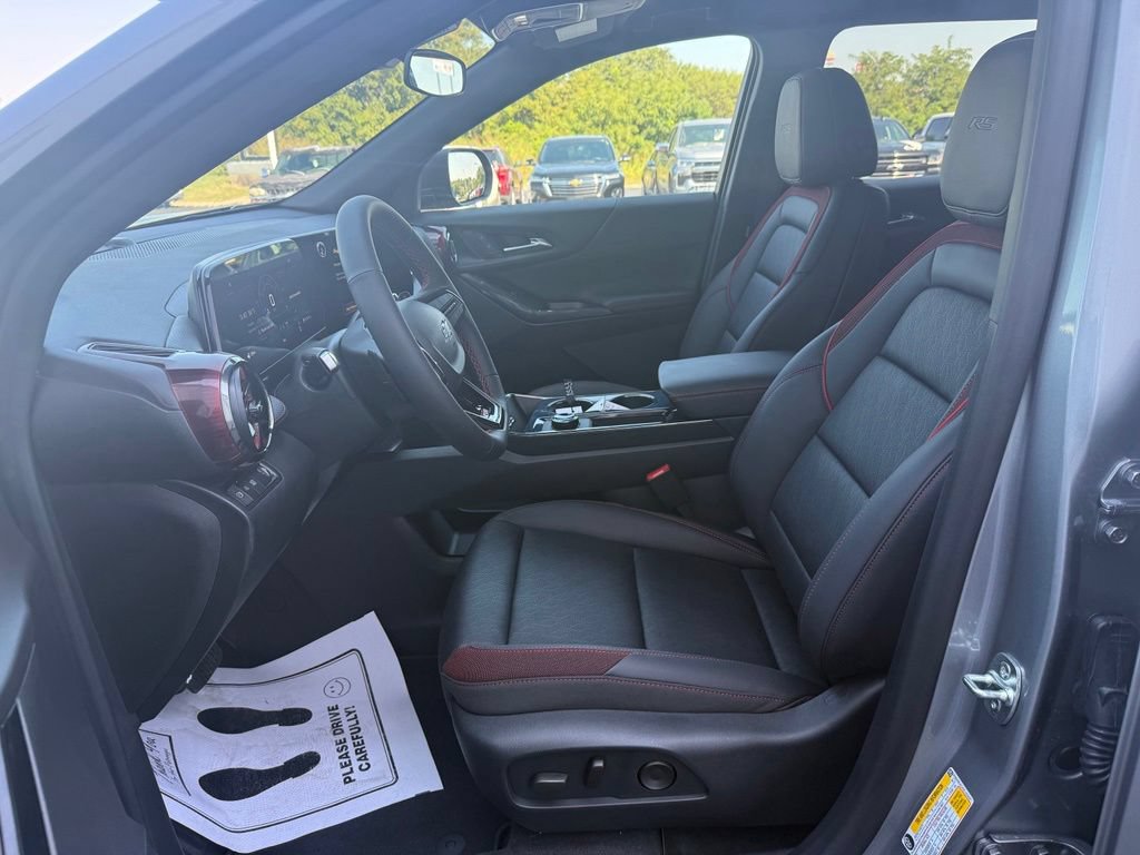New 2027 Chevrolet Equinox RS w/ Convenience Package III FWD image 29