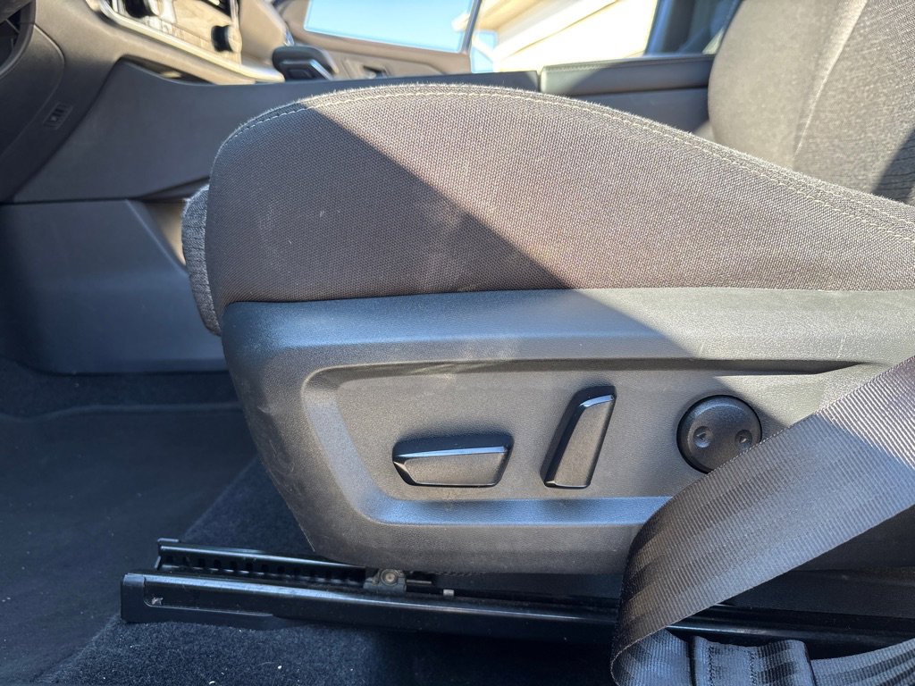 Used 2021 Nissan Rogue SV image 8