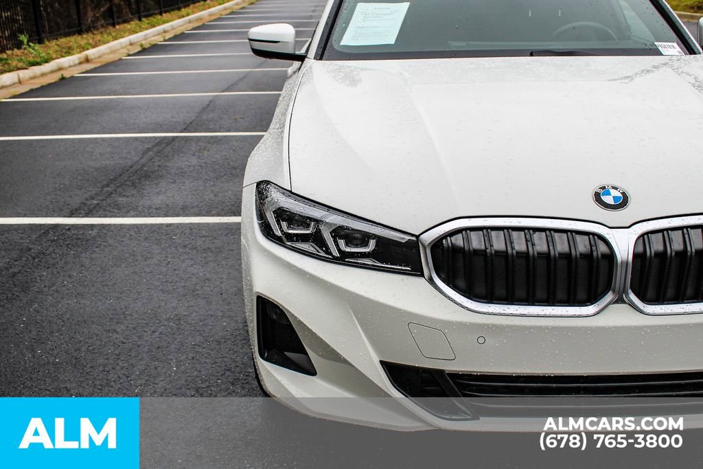 Used 2023 BMW 330i xDrive Sedan w/ Premium Package image 12