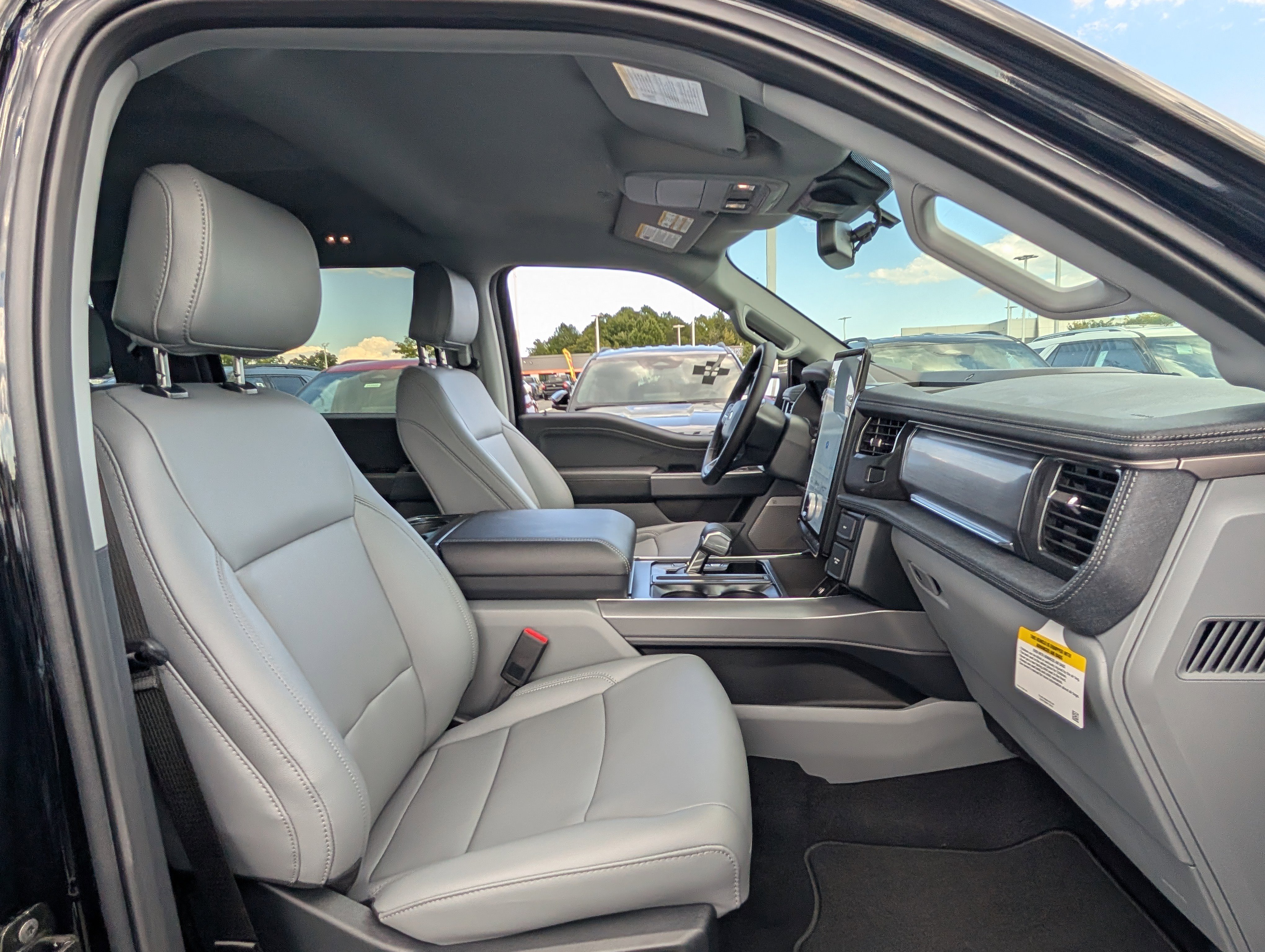 New 2025 Ford F150 Lightning Flash image 8