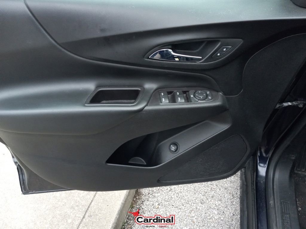 Used 2020 Chevrolet Equinox LT w/ Driver Convenience Package image 19