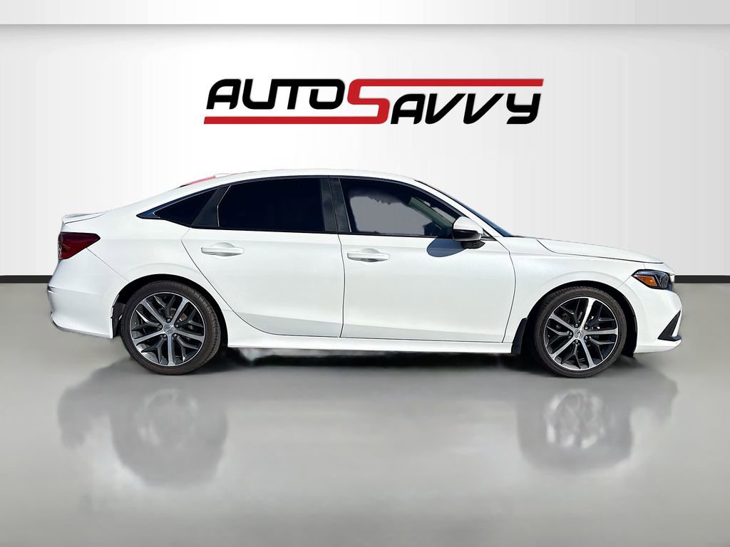 Used 2022 Honda Civic Touring image 8