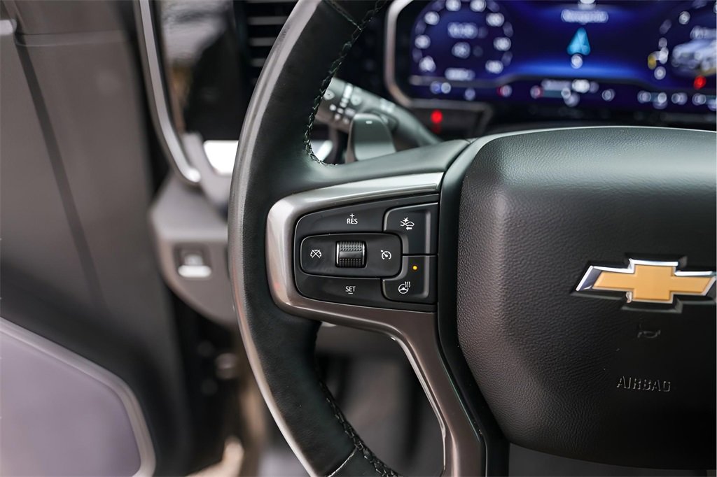 Used 2023 Chevrolet Silverado 1500 High Country w/ High Country Premium Package image 17
