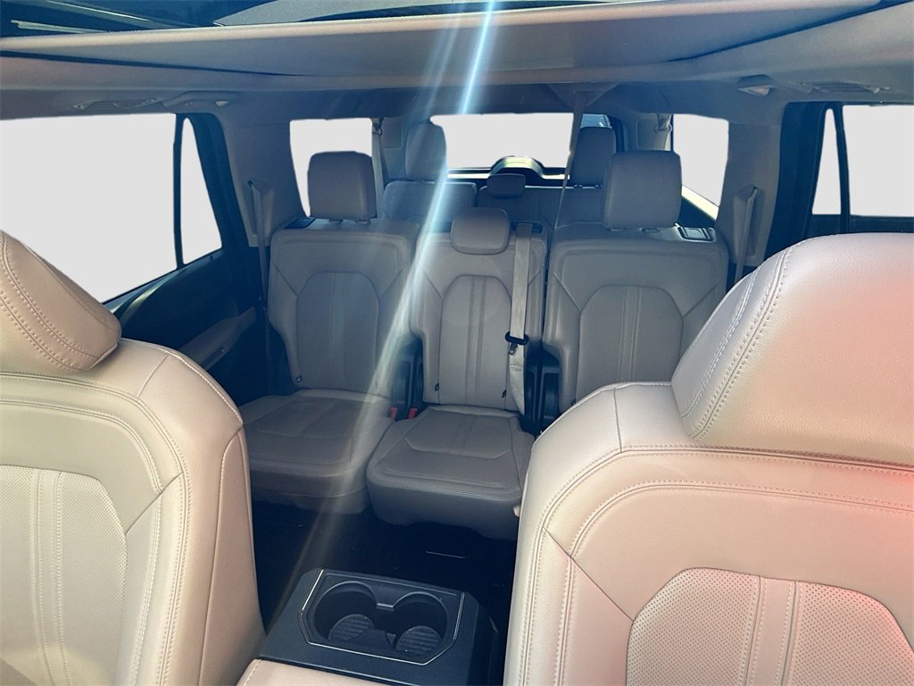 Used 2024 Ford Expedition Max Limited image 24