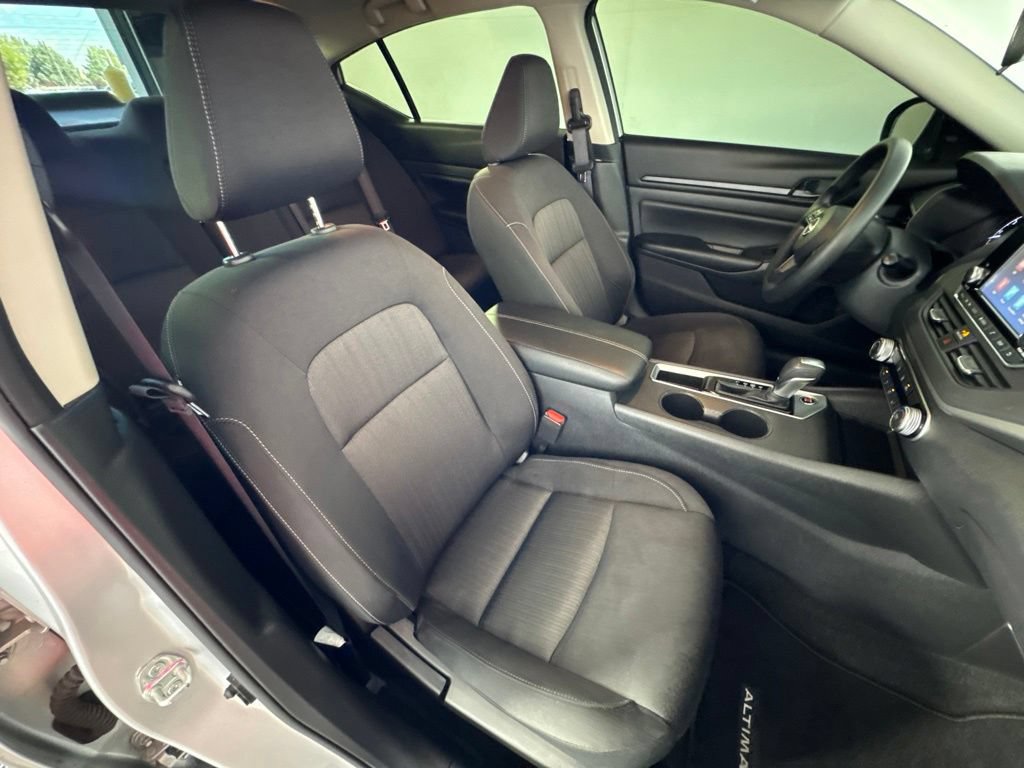 Used 2024 Nissan Altima 2.5 S FWD image 42