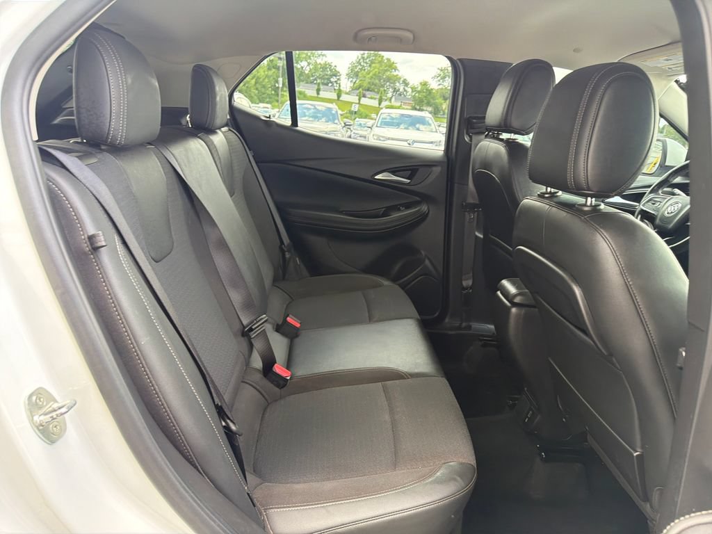 Used 2020 Buick Encore GX Preferred AWD/4WD image 32
