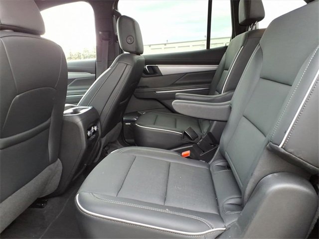 Used 2025 Buick Enclave Preferred image 10