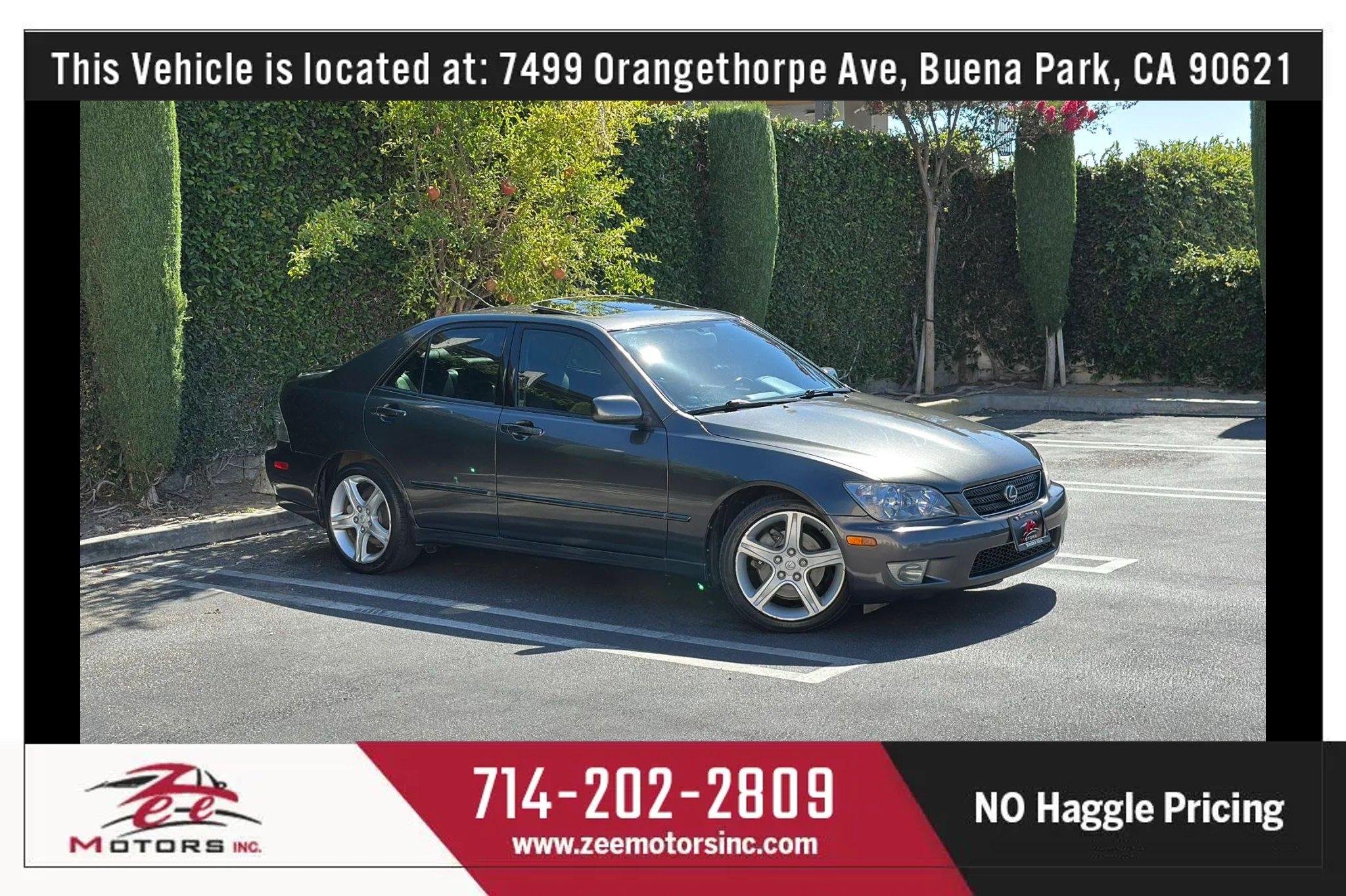 Used 2005 Lexus IS 300 RWD image 2