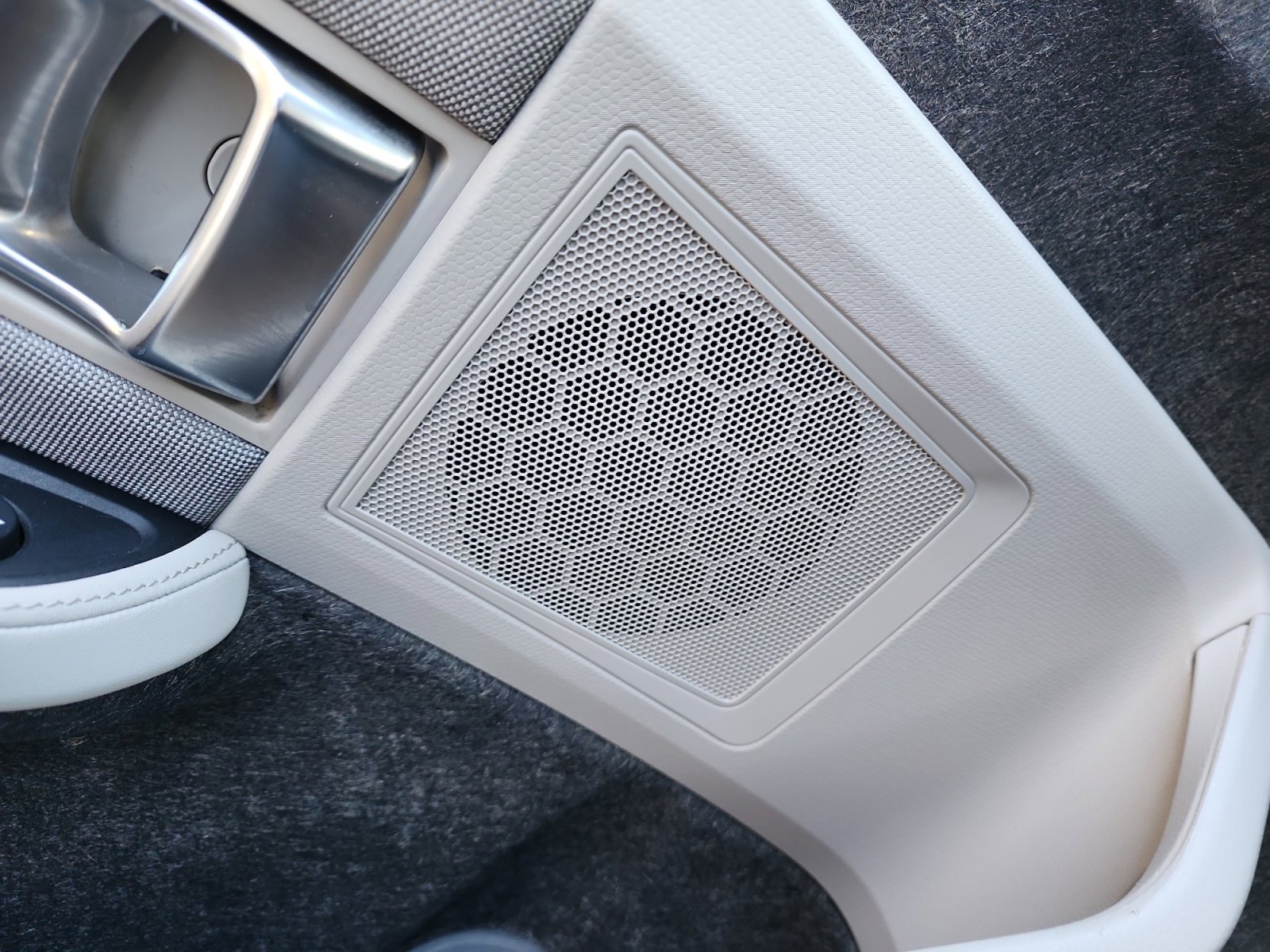 Used 2018 BMW i3 image 27