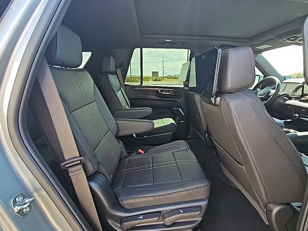 New 2026 Chevrolet Tahoe High Country image 13
