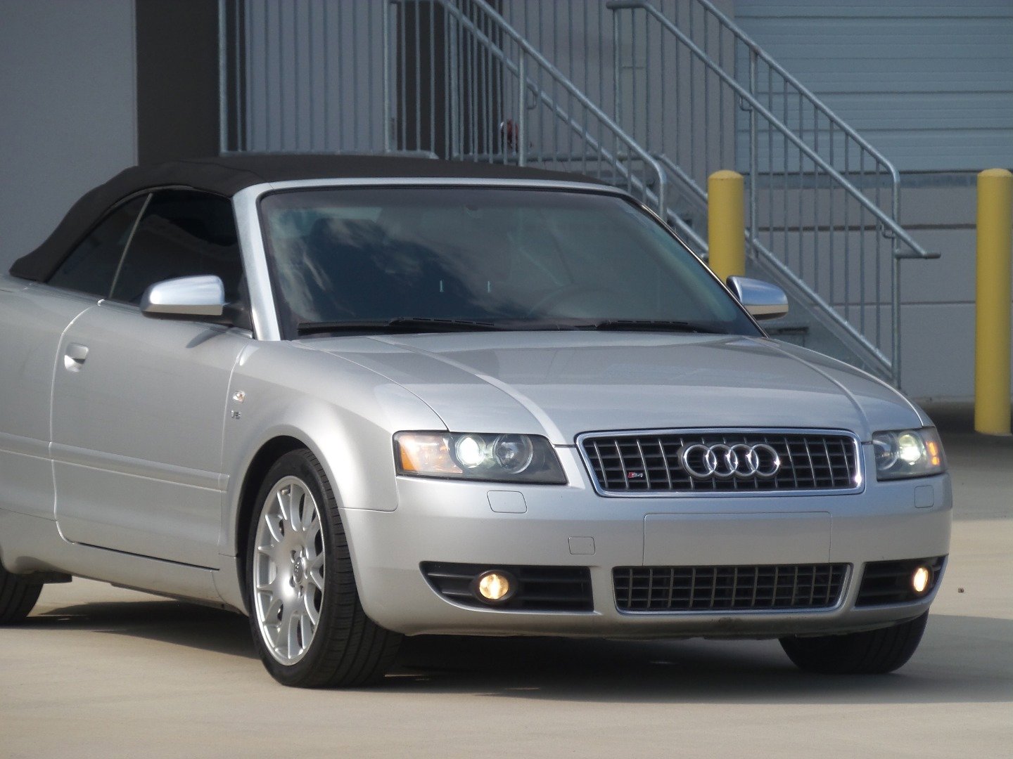 Used 2006 Audi S4 Cabriolet image 4