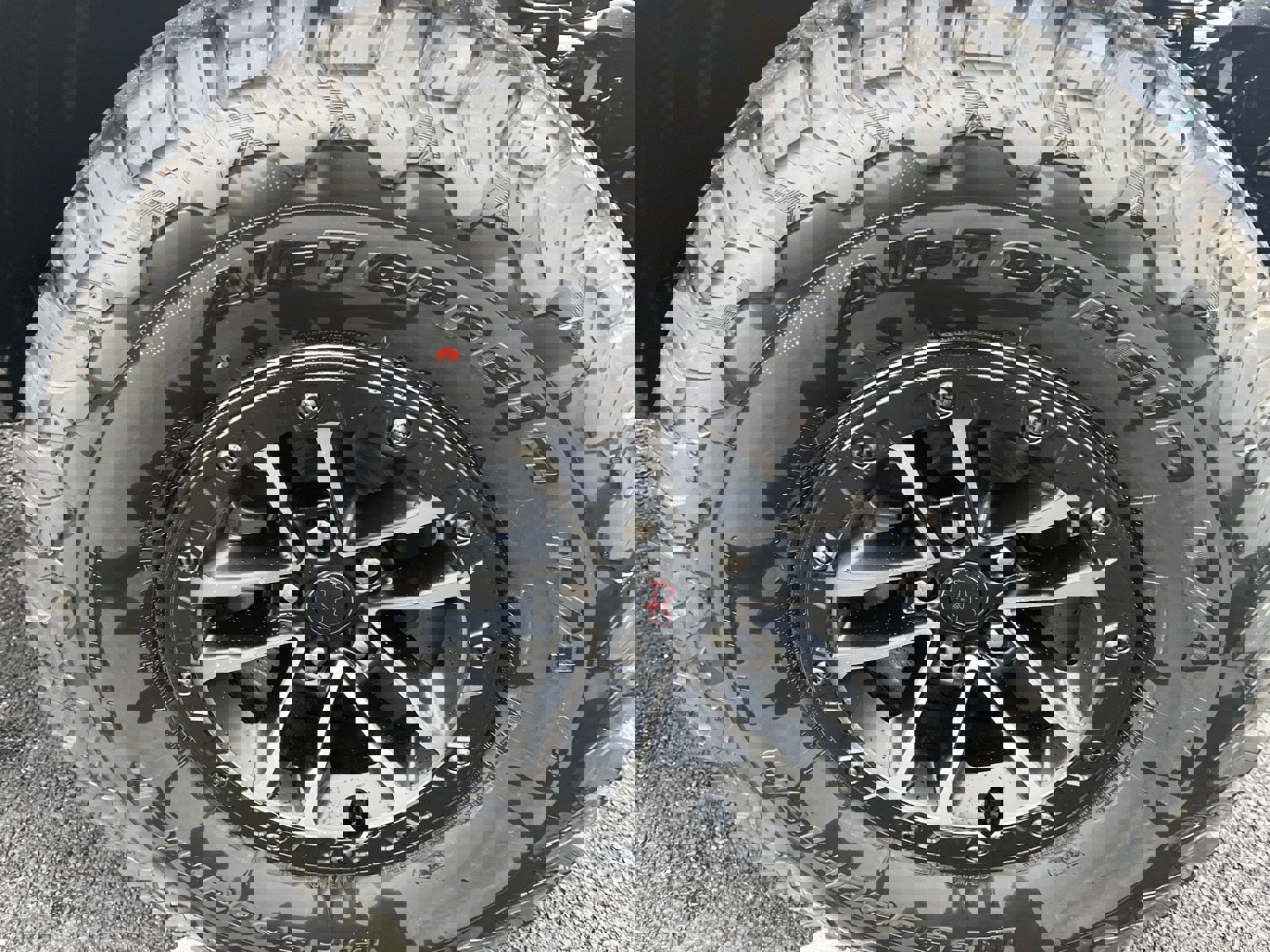 New 2026 Jeep Wrangler Unlimited Rubicon w/ Steel Bumper Group image 18