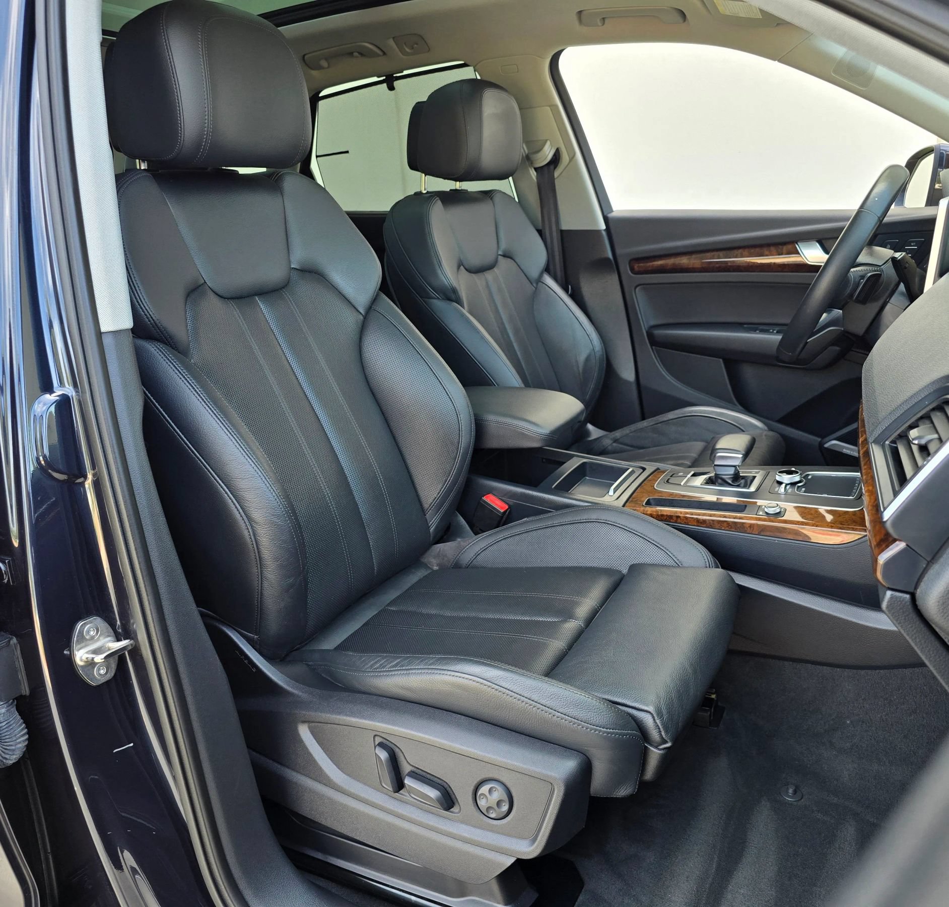 Used 2018 Audi Q5 2.0T Premium Plus AWD/4WD image 23