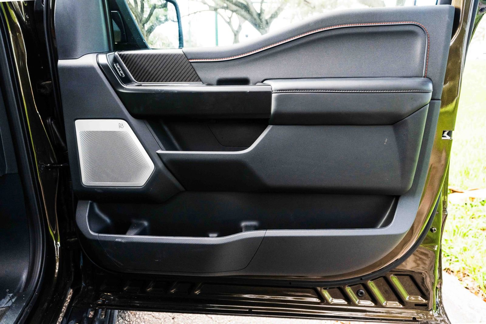 Used 2025 Ford F150 Raptor AWD/4WD image 28