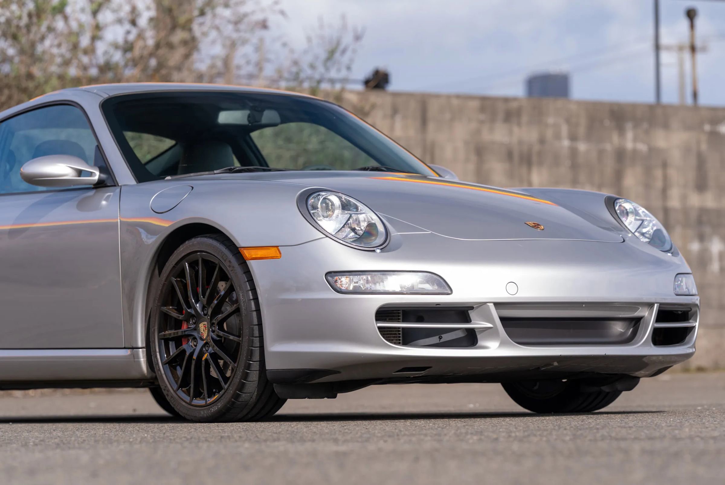 Used 2005 Porsche 911 Carrera S image 28