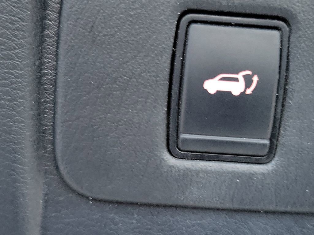 Used 2021 Nissan Murano SV image 34