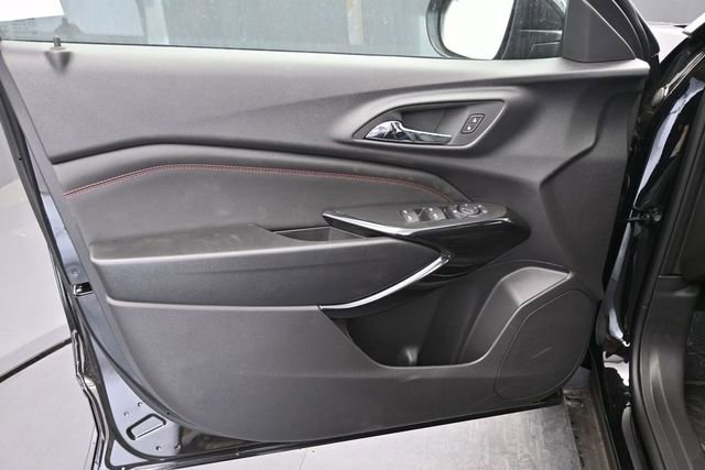New 2026 Chevrolet Trax RS w/ Sunroof Package FWD image 16