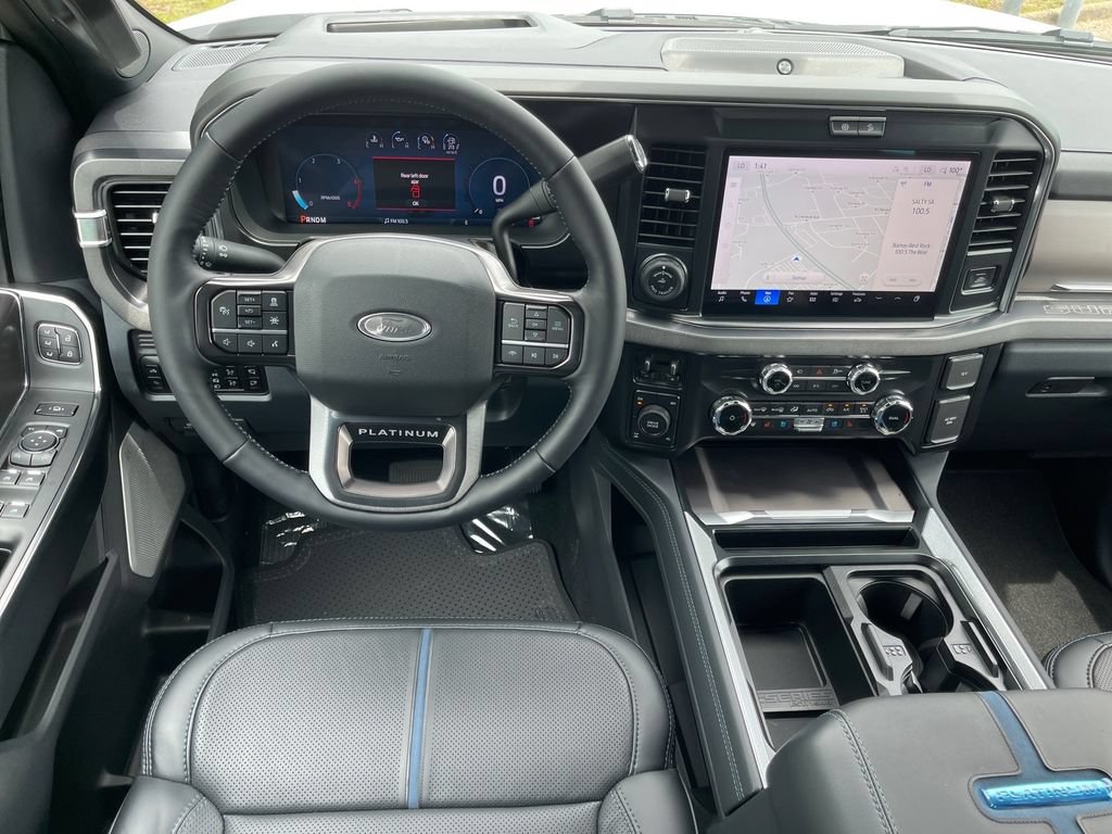 New 2026 Ford F250 Platinum AWD/4WD image 3