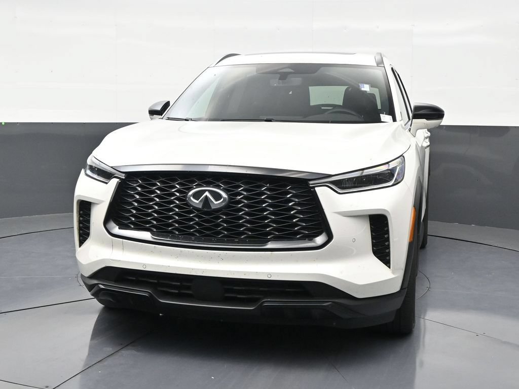 Used 2025 INFINITI QX60 Luxe w/ Black Edition FWD image 8