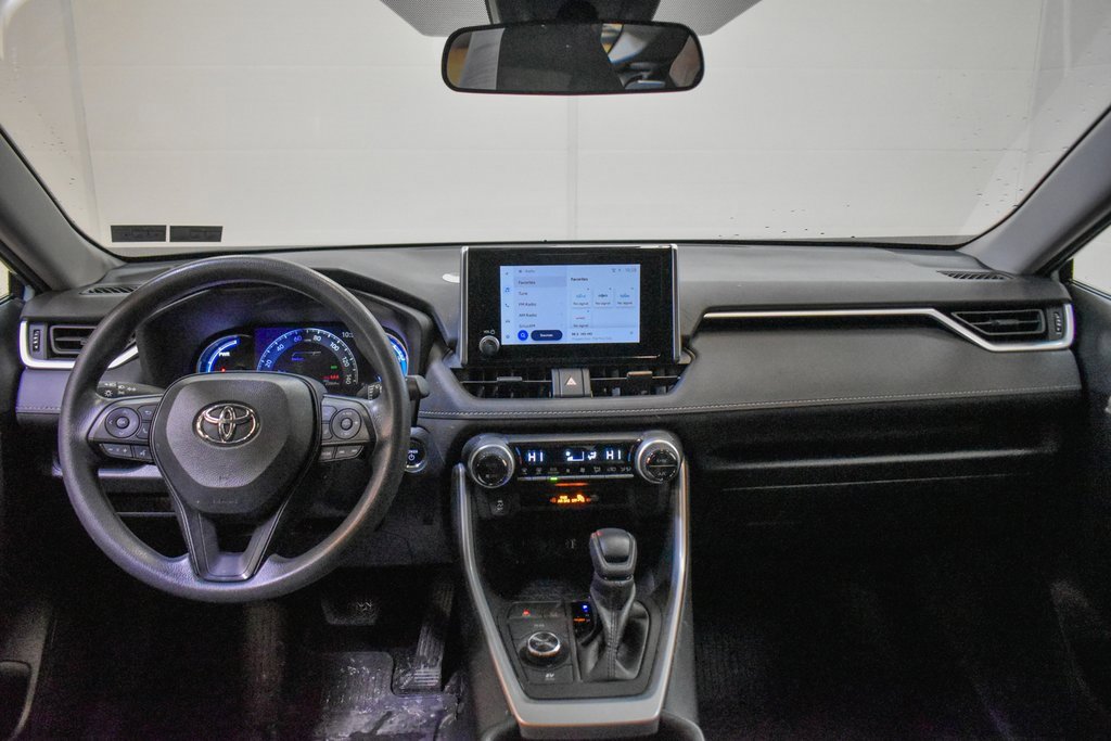Used 2023 Toyota RAV4 XLE image 11