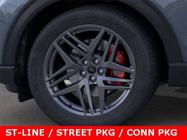New 2026 Ford Explorer ST-Line w/ ST-Line Street Pack image 19