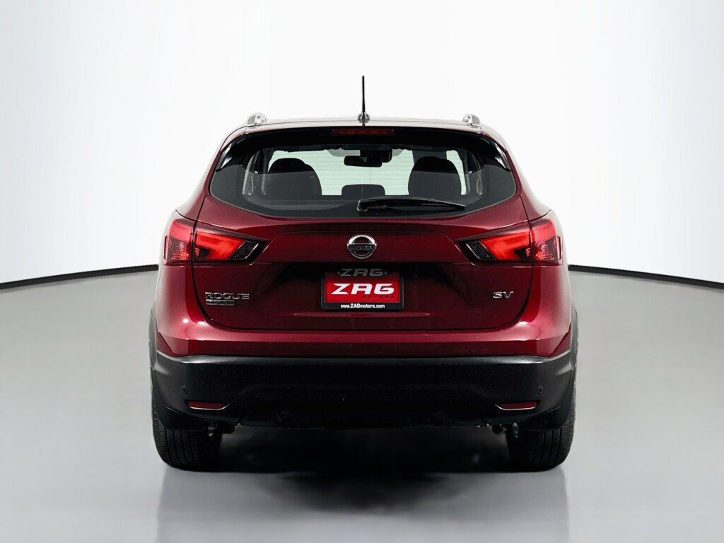 Used 2019 Nissan Rogue Sport SV w/ All-Weather Package FWD image 4
