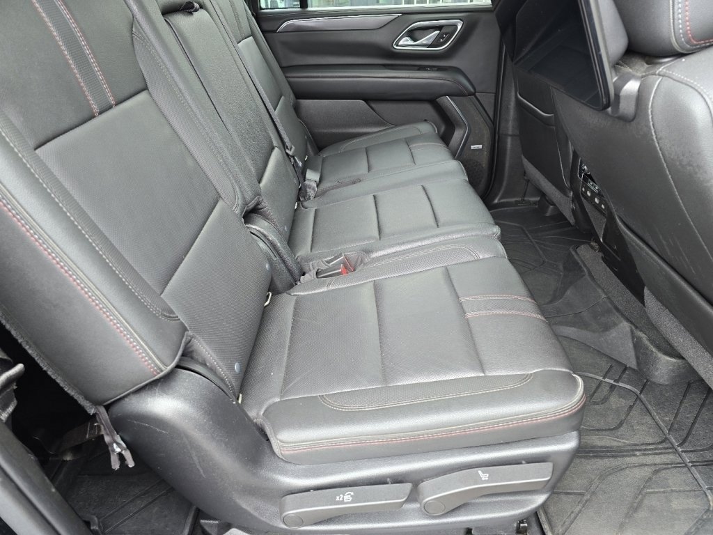 Used 2021 Chevrolet Suburban RST w/ Rear Media and Nav Package image 17