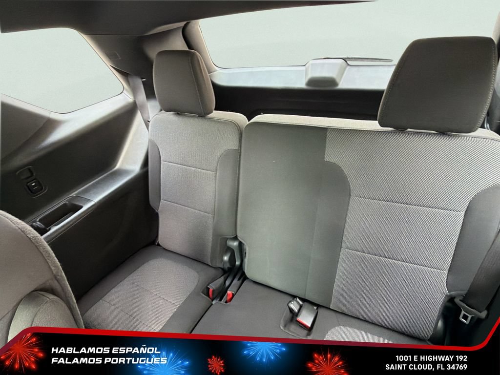 Certified 2023 Chevrolet Traverse LT FWD image 29