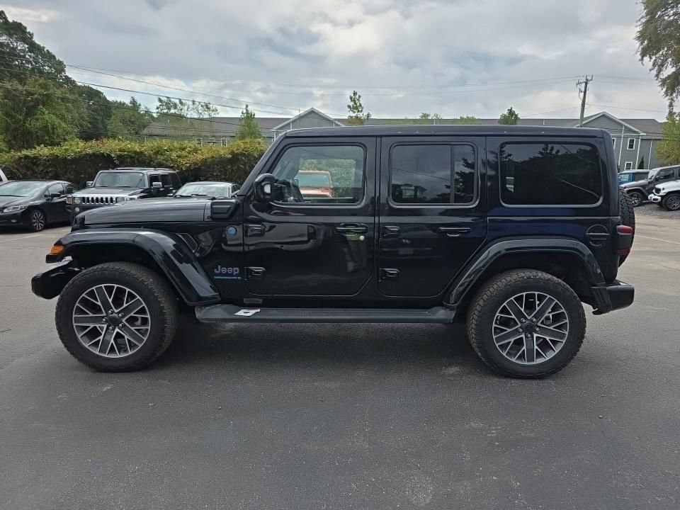 Used 2024 Jeep Wrangler High Altitude AWD/4WD image 4