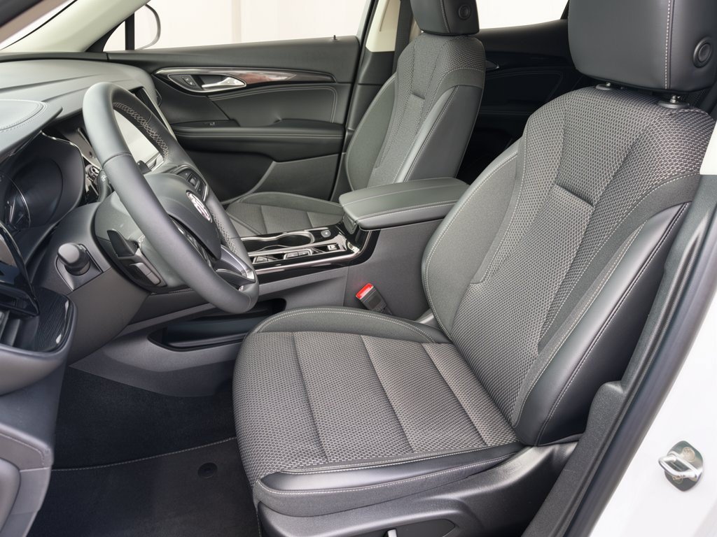 Used 2023 Buick Envision Preferred FWD image 5