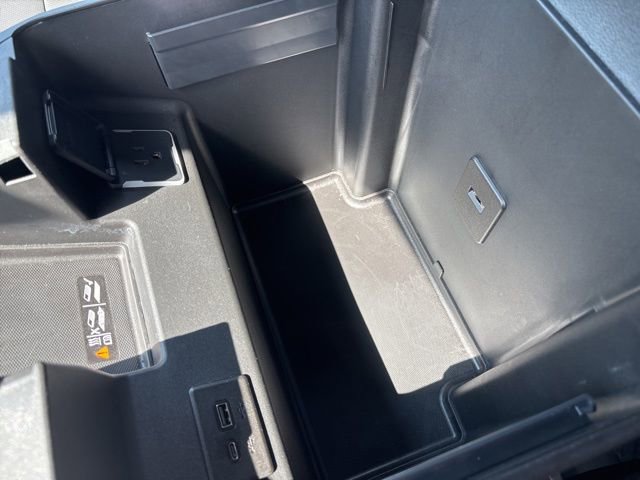Used 2025 Chevrolet Silverado 1500 LTZ w/ LTZ Premium Package image 48