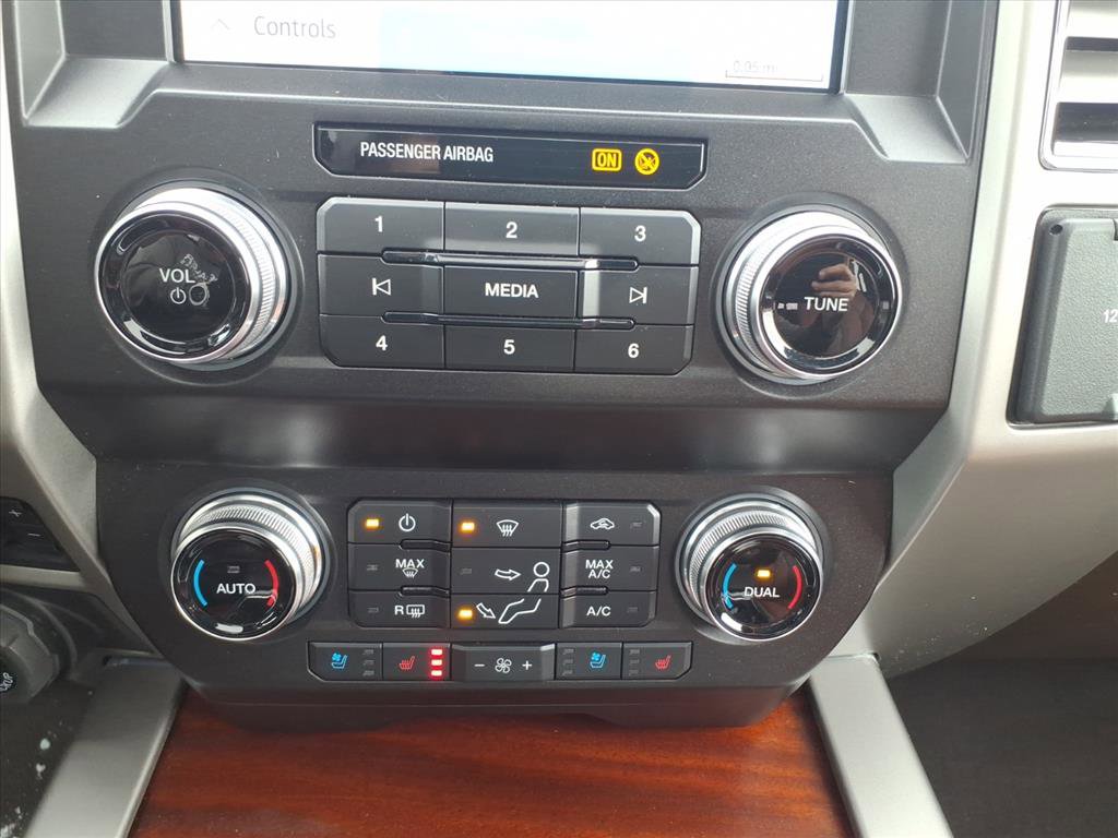 Used 2021 Ford F450 King Ranch w/ King Ranch Ultimate Package image 19