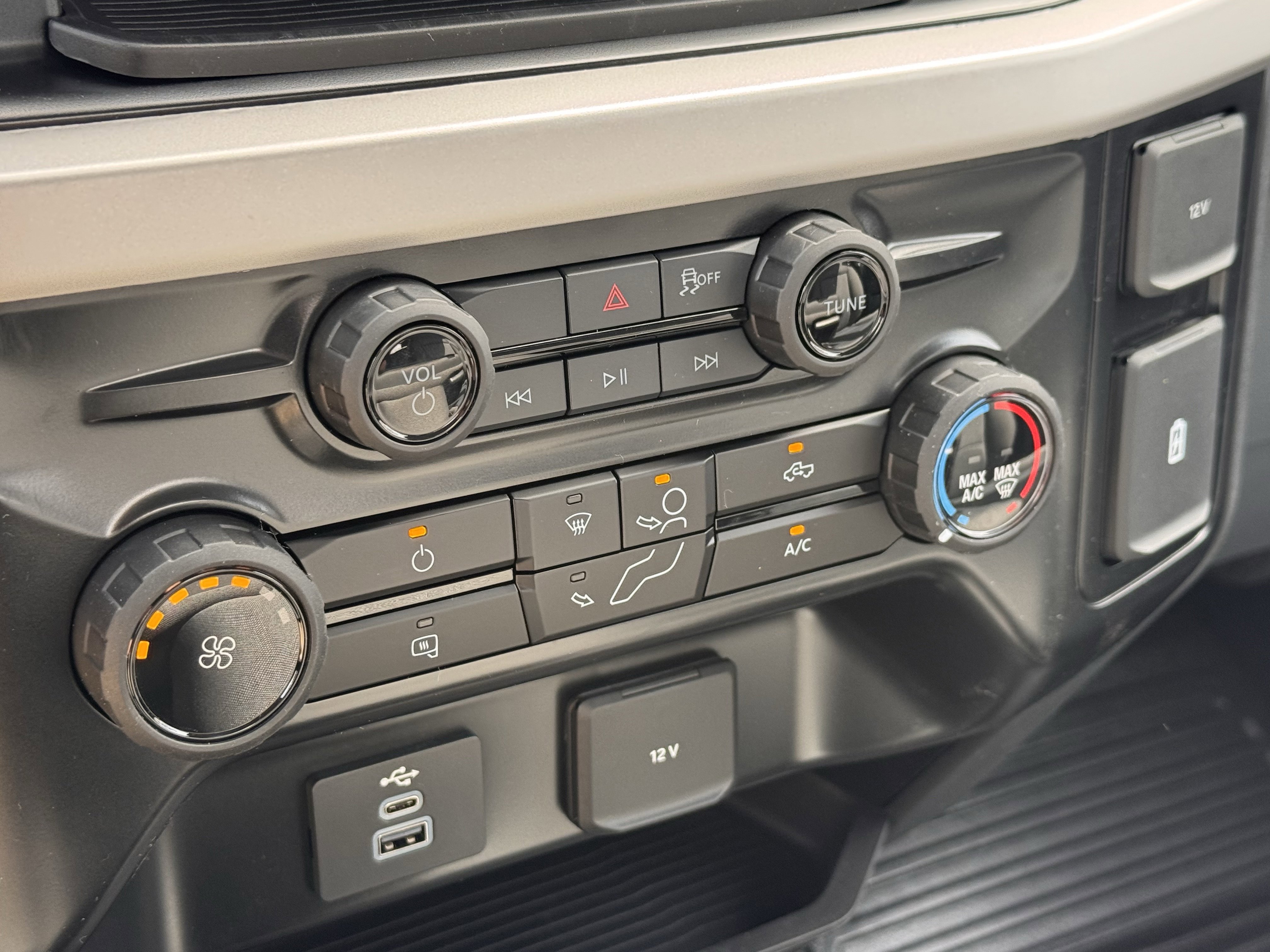 New 2026 Ford F250 XL image 19