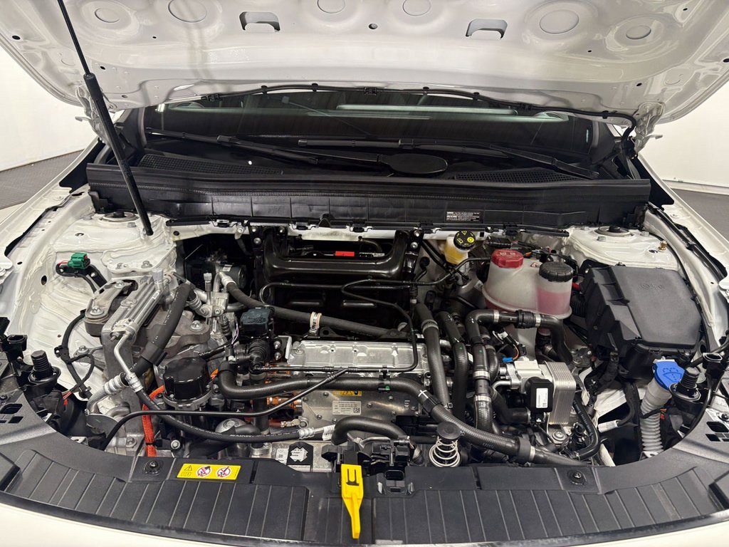 Certified 2023 Mercedes-Benz EQB 350 4MATIC SUV w/ AMG Night Package image 33