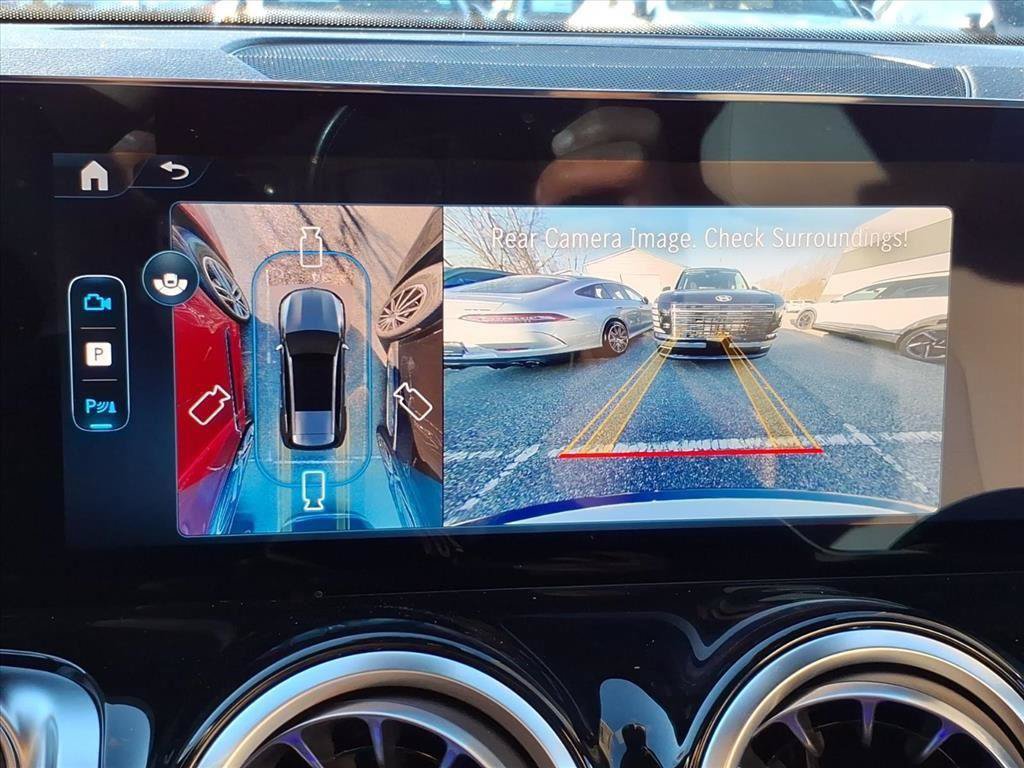 New 2026 Mercedes-Benz GLB 250 image 16