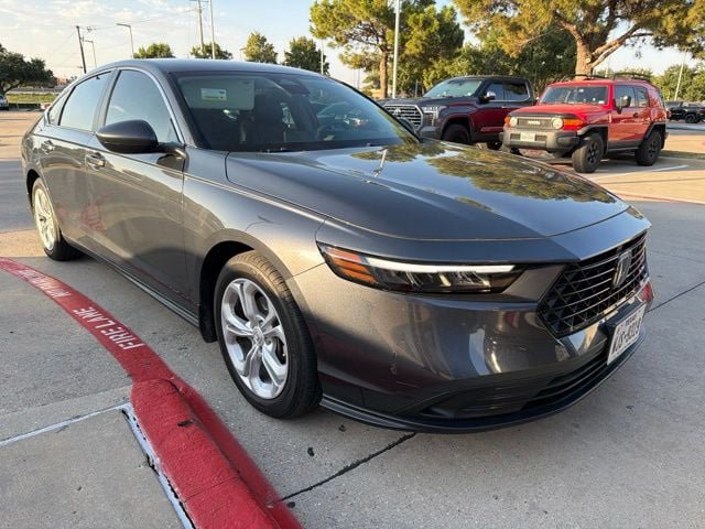 Used 2025 Honda Accord LX image 3