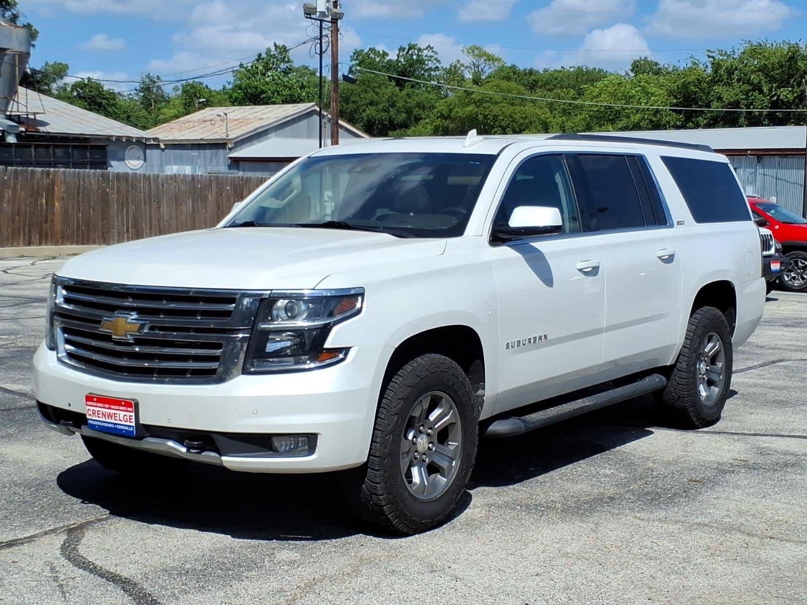 Used 2020 Chevrolet Suburban LT AWD/4WD image 19