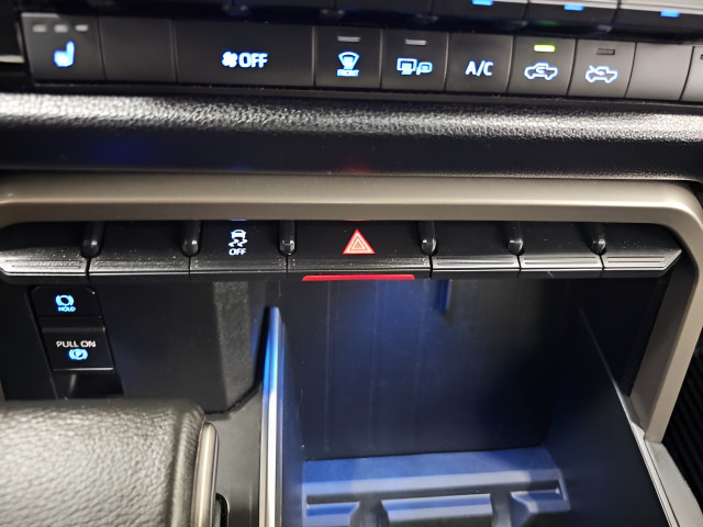 Used 2024 Toyota Tundra SR5 w/ SR5 Premium Package AWD/4WD image 20