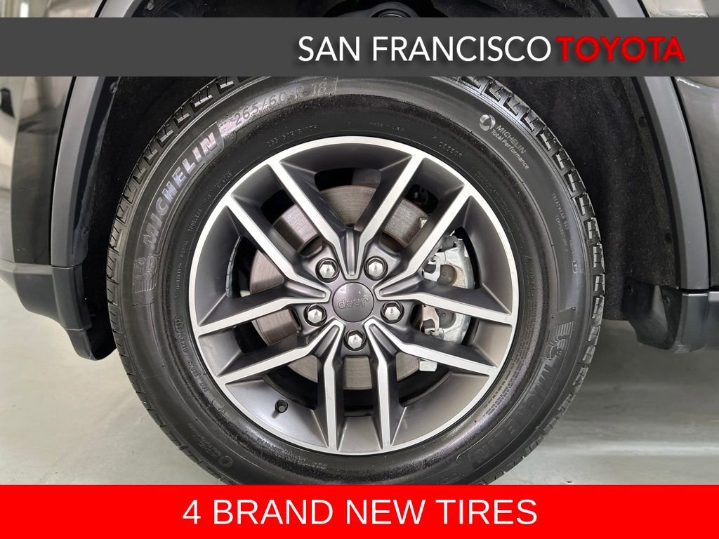 Used 2022 Jeep Grand Cherokee Limited w/ Trailer Tow Group IV image 9