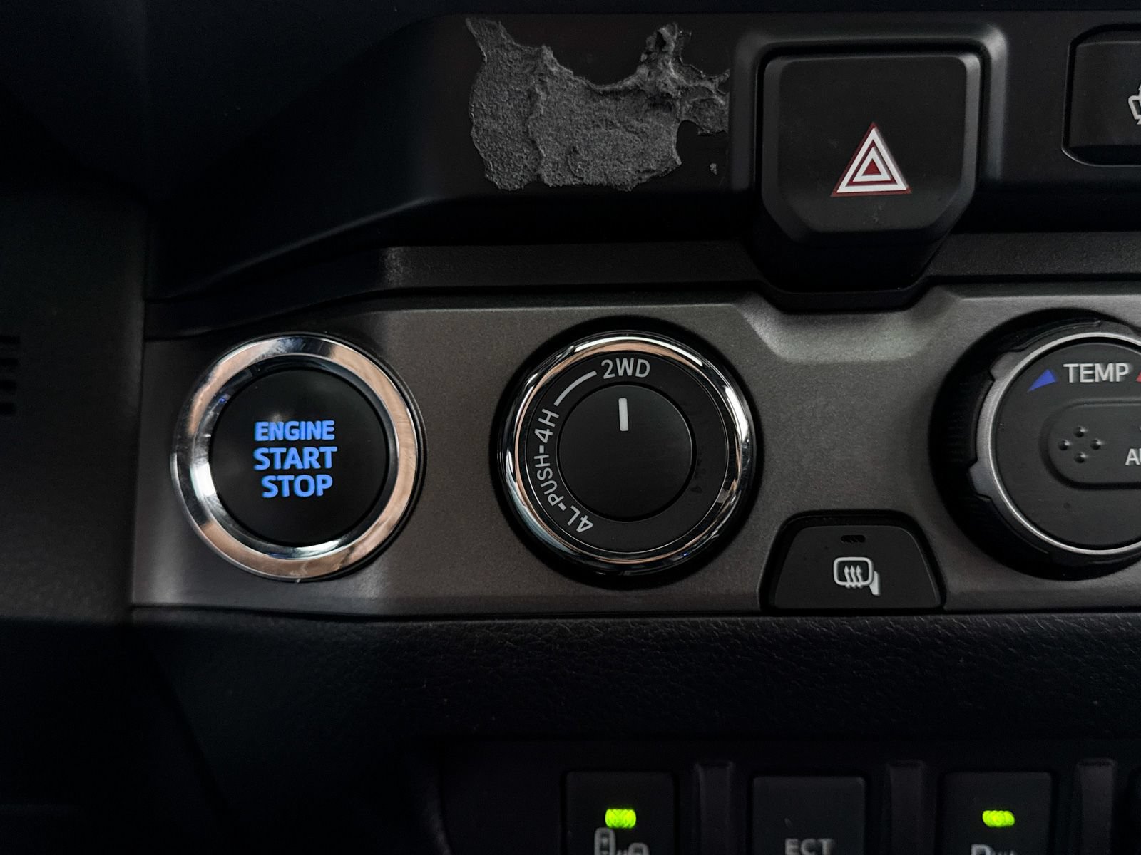 Used 2023 Toyota Tacoma TRD Pro AWD/4WD image 15