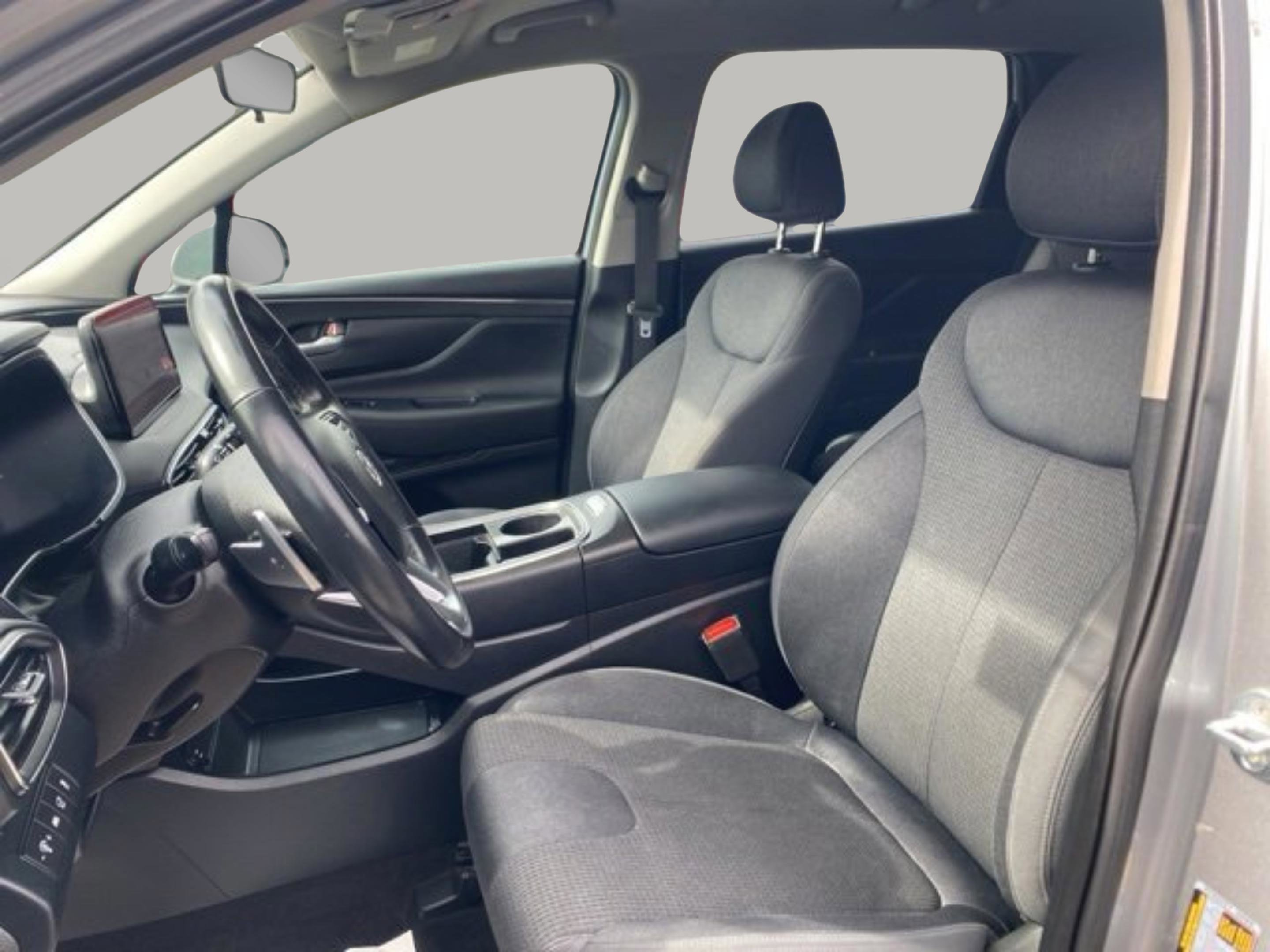 Used 2023 Hyundai Santa Fe SEL image 16