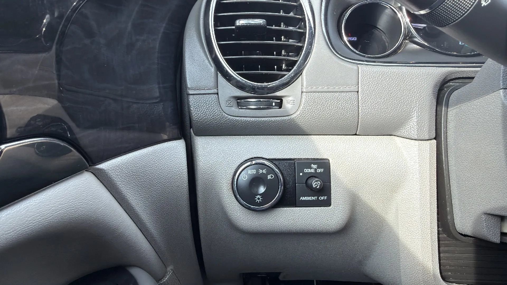 Used 2015 Buick Enclave Convenience FWD image 84