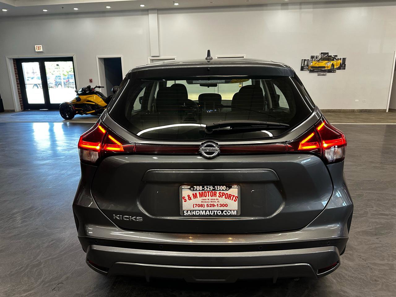Used 2021 Nissan Kicks S FWD image 6