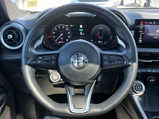 Used 2024 Alfa Romeo Tonale Veloce AWD/4WD image 14
