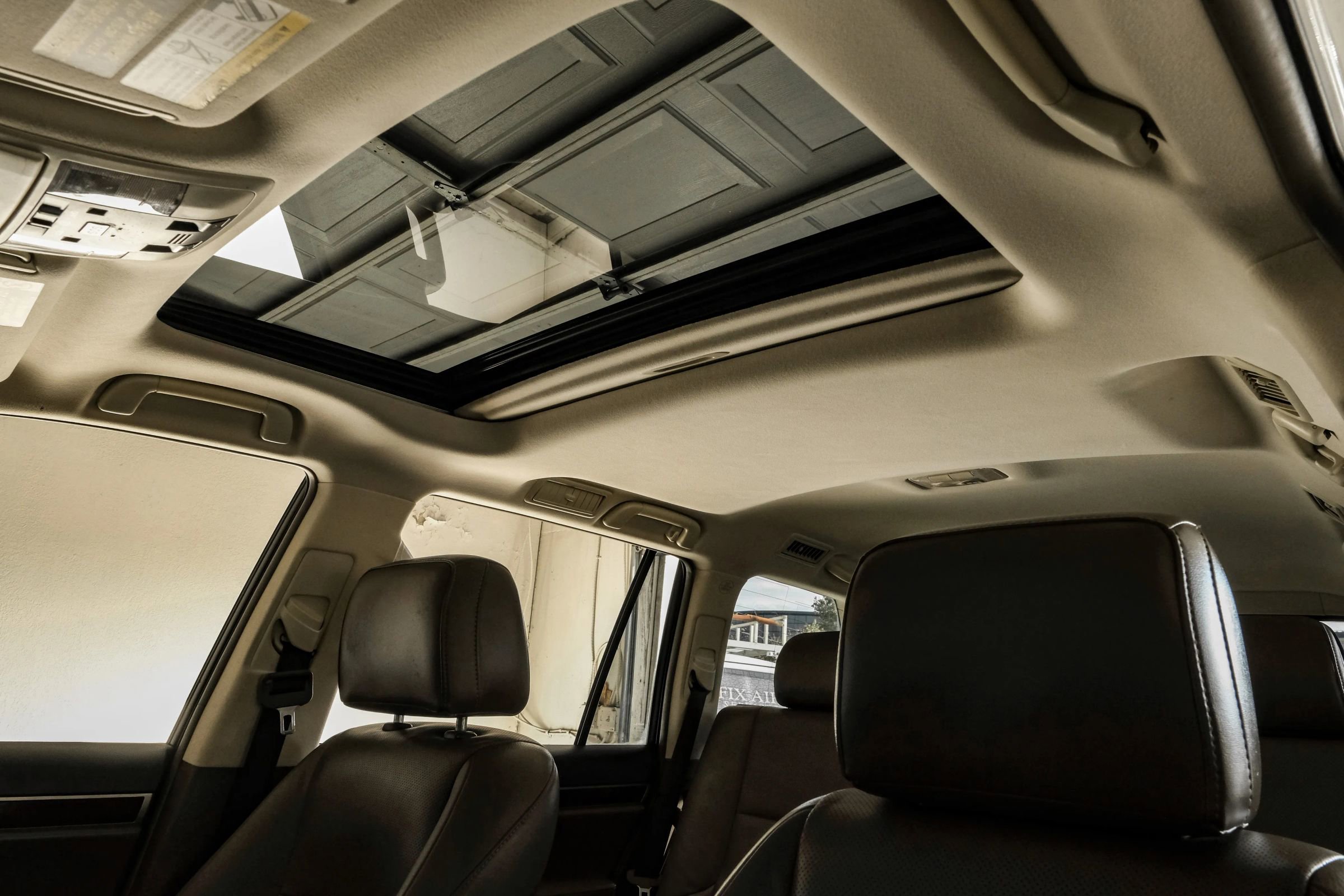 Used 2017 Lexus GX 460 image 4