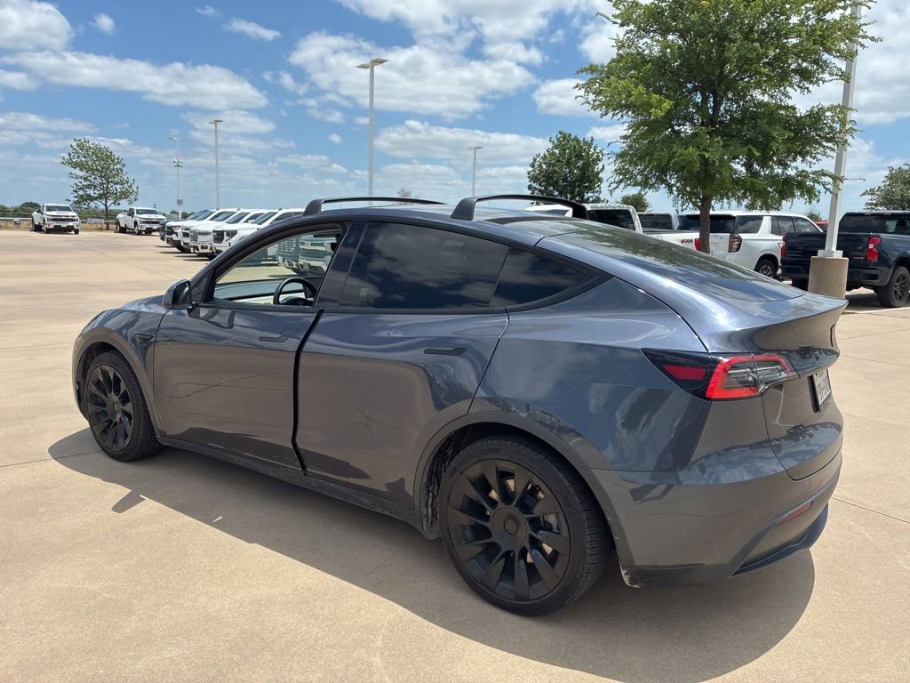 Used 2021 Tesla Model Y Long Range AWD/4WD image 3