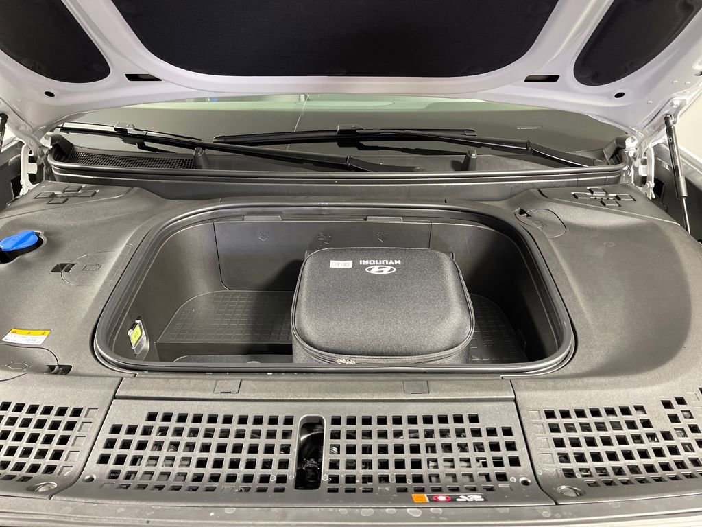 New 2026 Hyundai Ioniq 9 Limited image 9