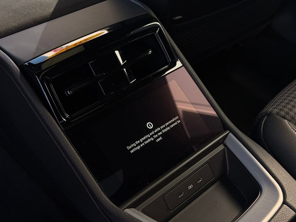Used 2025 Porsche Panamera 4 AWD/4WD image 17
