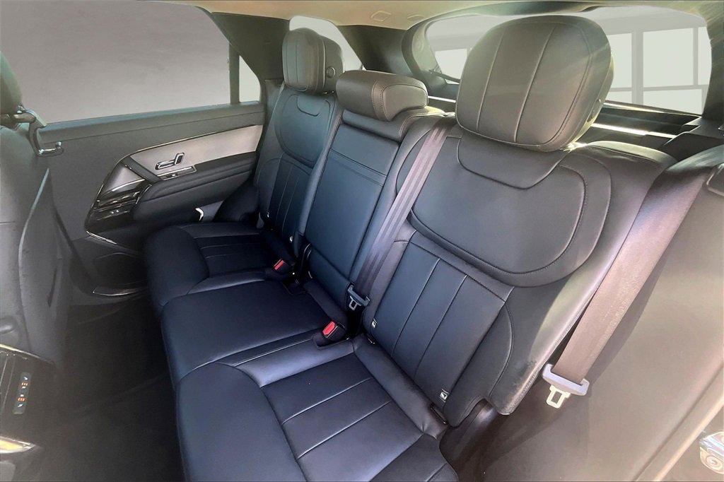 Used 2024 Land Rover Range Rover Sport SE image 27