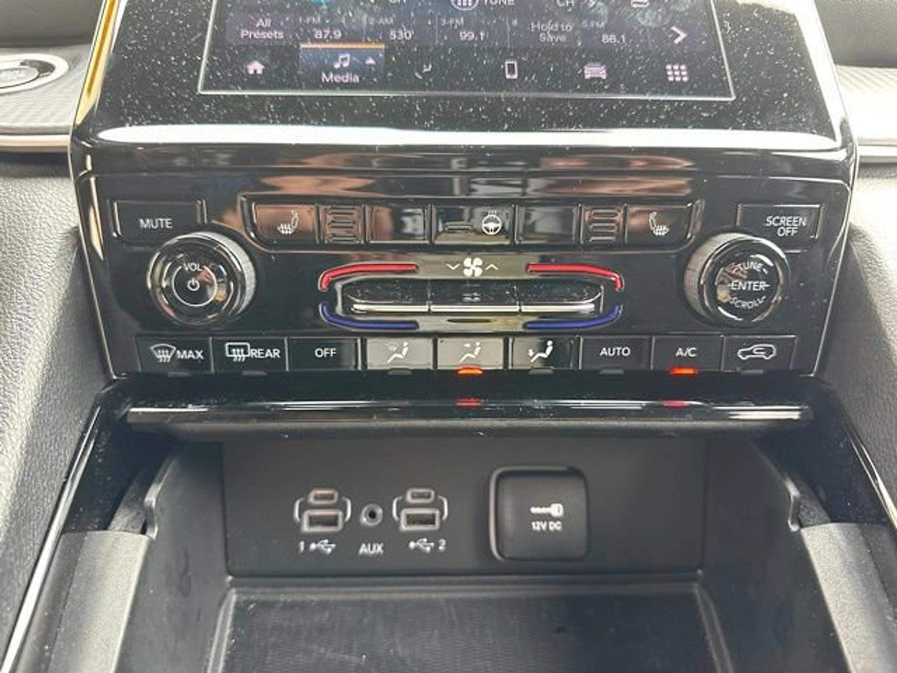Certified 2023 Jeep Grand Cherokee Altitude AWD/4WD image 21